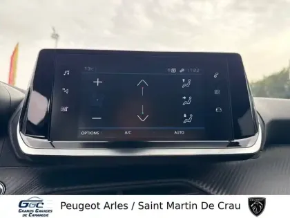 Photo 22 Peugeot 2008  PureTech 130 S&S EAT8