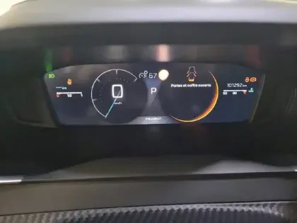 Photo 11 Peugeot 2008 Gén. II Ph2 Allure 5