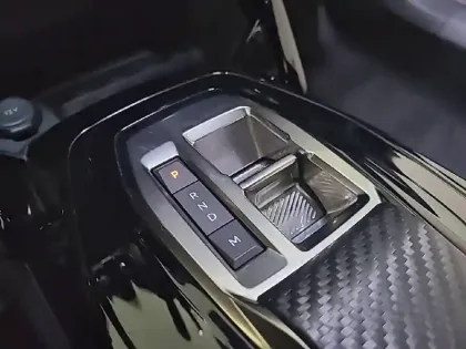 Photo 15 Peugeot 2008 Gén. II Ph2 Allure 5