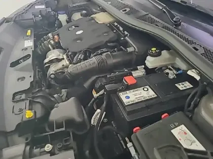 Photo 16 Peugeot 2008 Gén. II Ph2 Allure 5