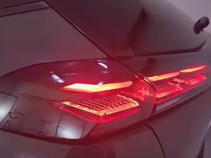 Photo 78 Peugeot 2008  BlueHDi 130 S&S EAT8