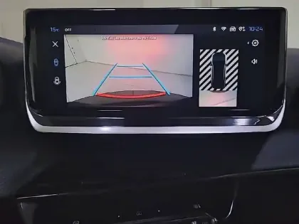 Photo 81 Peugeot 2008  BlueHDi 130 S&S EAT8