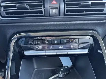 Photo 19 Citroën C3 Aircross  Hybride 145 e-DCS6