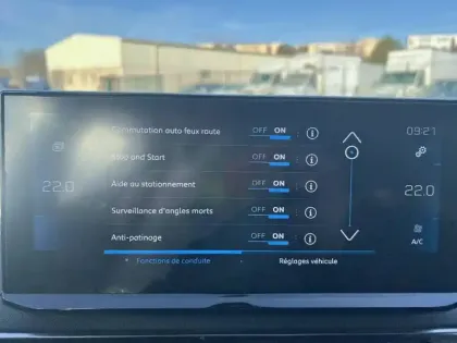 Photo 58 Peugeot 3008  PureTech 130ch S&S EAT8