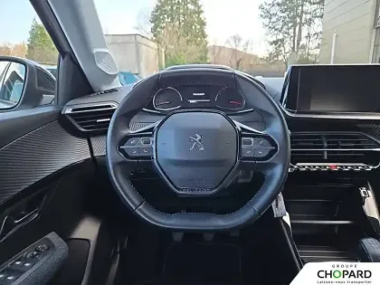 Photo 15 Peugeot 208  PureTech 75 S&S BVM5