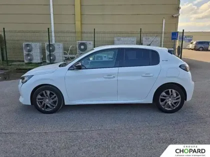 Photo 73 Peugeot 208  PureTech 75 S&S BVM5