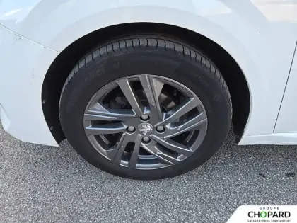 Photo 24 Peugeot 208  PureTech 75 S&S BVM5