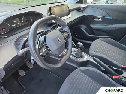 Photo 38 Peugeot 208  PureTech 75 S&S BVM5