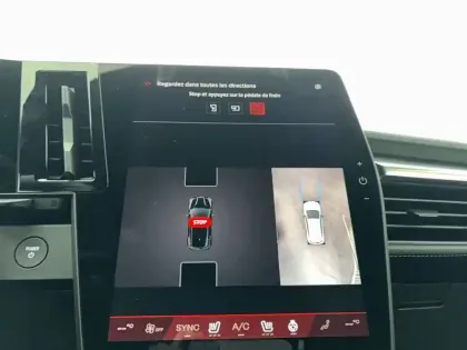 Photo 21 Renault Megane  E-Tech 220 ch autonomie confort