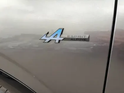 Photo 8 Renault Megane  E-Tech 220 ch autonomie confort