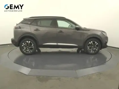 Photo 38 Peugeot 2008  PureTech 130 S&S BVM6