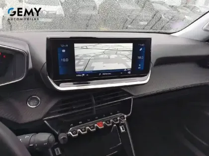 Photo 12 Peugeot 2008  PureTech 130 S&S BVM6