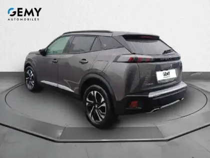 Photo 6 Peugeot 2008  PureTech 130 S&S BVM6