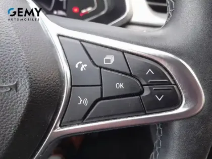 Photo 45 Renault Captur  E-Tech hybride 145