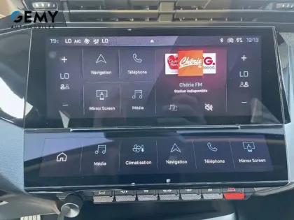 Photo 16 Peugeot 308  SW BlueHDi 130ch S&S BVM6