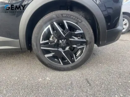 Photo 10 Peugeot 3008  Hybrid 136 e-DCS6