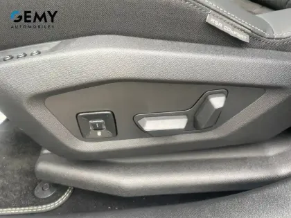 Photo 12 Peugeot 3008  Hybrid 136 e-DCS6