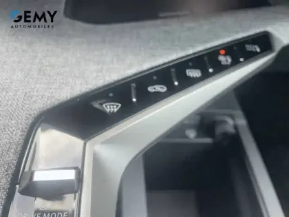 Photo 22 Peugeot 3008  Hybrid 136 e-DCS6