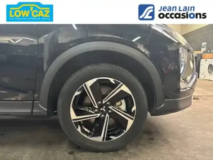 Photo 8 Mitsubishi Eclipse  Cross 2.4 MIVEC PHEV Twin Motor 4WD