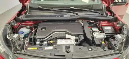 Photo 17 Peugeot 2008  Hybrid 145 e-DCS6