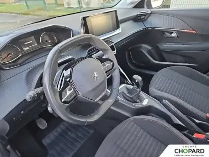 Photo 75 Peugeot 208  PureTech 75 S&S BVM5