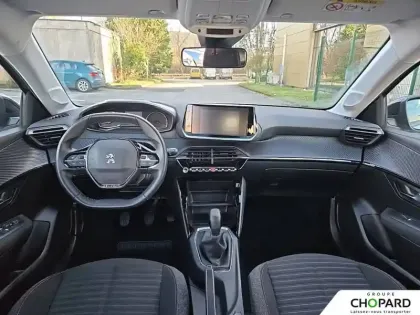 Photo 11 Peugeot 208  PureTech 75 S&S BVM5