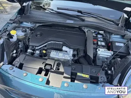 Photo 44 Fiat 600  T-Gen 3 1.2 Hybrid 145ch eDCT6