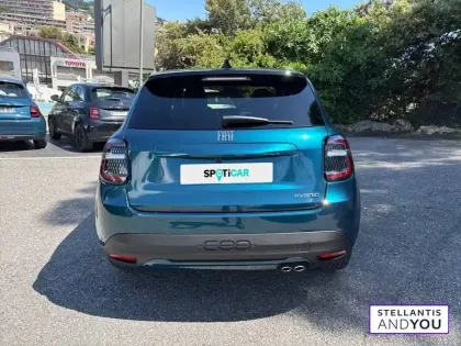 Photo 66 Fiat 600  T-Gen 3 1.2 Hybrid 145ch eDCT6