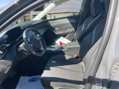 Photo 10 Peugeot 308  BlueHDi 130ch S&S EAT8