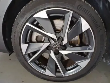 Photo 72 Peugeot 308  SW PHEV 180 e-EAT8