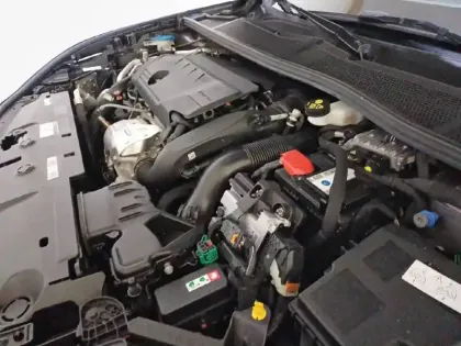 Photo 44 Peugeot 308 Gén. III Ph1 Allure Pack 5