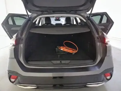 Photo 65 Peugeot 308  SW PHEV 180 e-EAT8