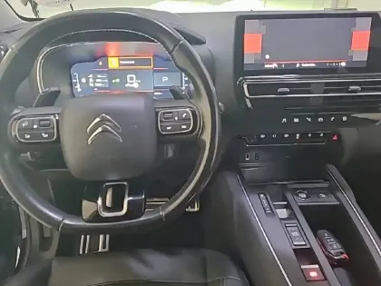 Photo 66 Citroën C5 aircross Gén. I Ph2 Shine 5