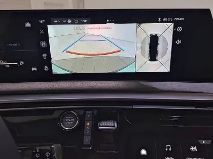 Photo 76 Peugeot 5008  Hybrid 145 ch e-DCS6