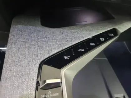 Photo 18 Peugeot 5008  Hybrid 145 ch e-DCS6