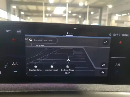 Photo 11 Peugeot 5008  Hybrid 145 ch e-DCS6