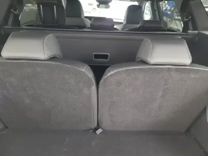 Photo 19 Peugeot 5008  Hybrid 145 ch e-DCS6