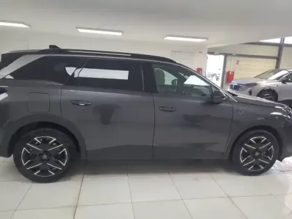 Photo 6 Peugeot 5008  Hybrid 145 ch e-DCS6