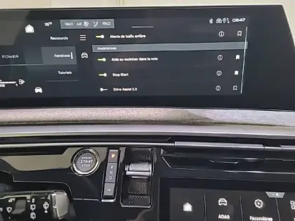 Photo 45 Peugeot 5008  Hybrid 145 ch e-DCS6