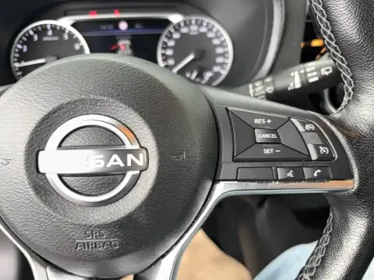 Photo 93 Nissan Juke  DIG-T 114