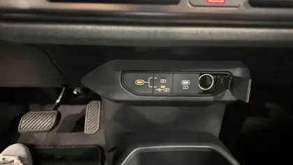 Photo 76 Kia Ev4  204 ch Autonomie Longue 81.4 kWh
