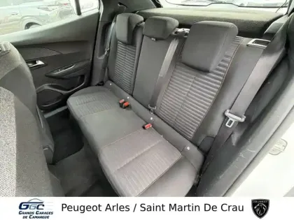 Photo 9 Peugeot 2008  PureTech 100 S&S BVM6