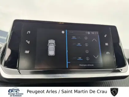 Photo 21 Peugeot 2008  PureTech 100 S&S BVM6