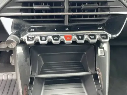 Photo 21 Peugeot 208  100 S&S BVM6