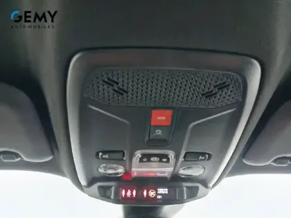 Photo 16 Peugeot 2008  Hybrid 136 e-DCS6