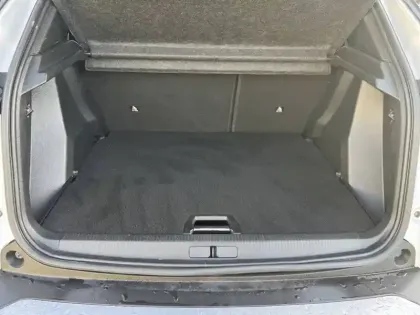 Photo 5 Peugeot 2008  Hybrid 145 e-DCS6