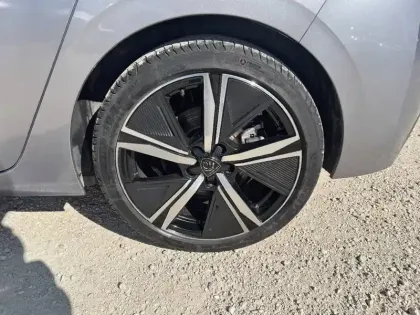 Photo 10 Peugeot 308  PHEV 180 e-EAT8