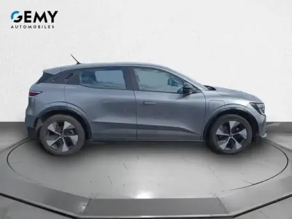 Photo 43 Renault Megane  E-Tech EV40 130ch standard charge