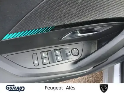Photo 11 Peugeot 2008  Electrique 136 ch