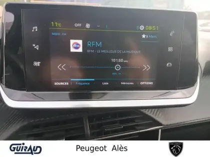 Photo 17 Peugeot 2008  Electrique 136 ch